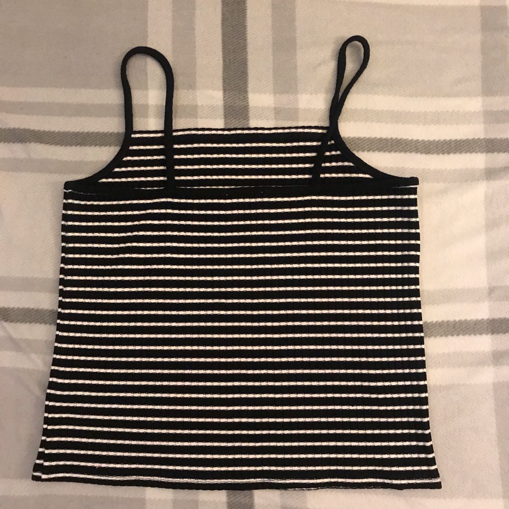 High Neck Tank - Picture 3 of 5